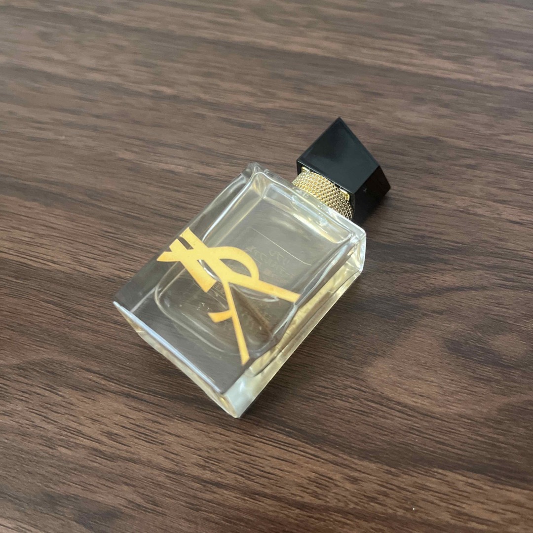 Yves Saint Laurent(イヴサンローラン)のリブレ　オーデパルファム 7.5ml コスメ/美容の香水(香水(女性用))の商品写真
