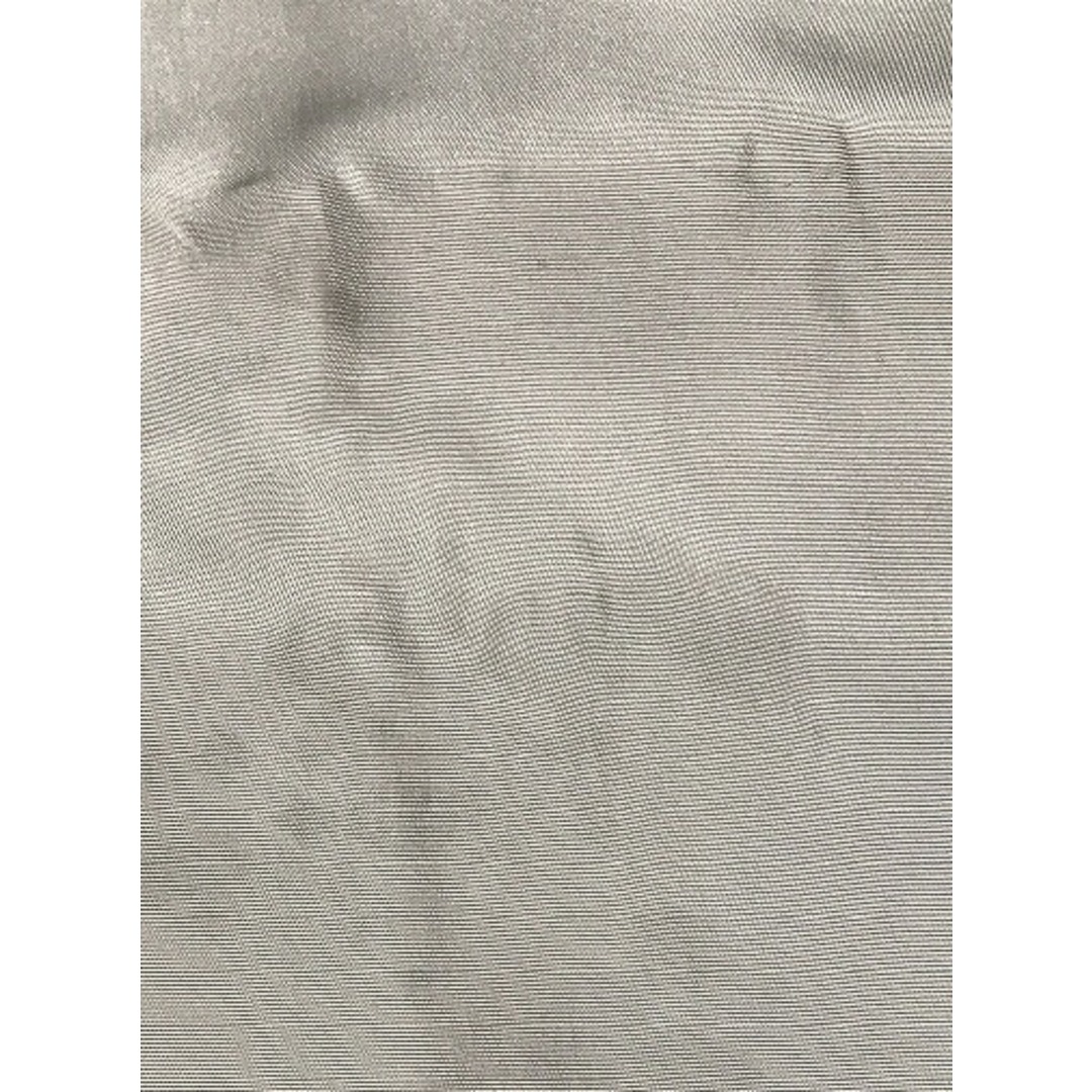 【中古】紋付 男物 正絹 薄グレー地に丸に三つ星 裄68 Sサイズ リサイクル   メンズの水着/浴衣(着物)の商品写真