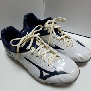 ミズノ(MIZUNO)の２４cm　少年野球スパイク　ミズノ　白ネイビー(シューズ)