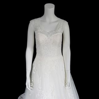 ＊PRONOVIAS＊ ウェディングドレス ホワイト (ウェディングドレス)