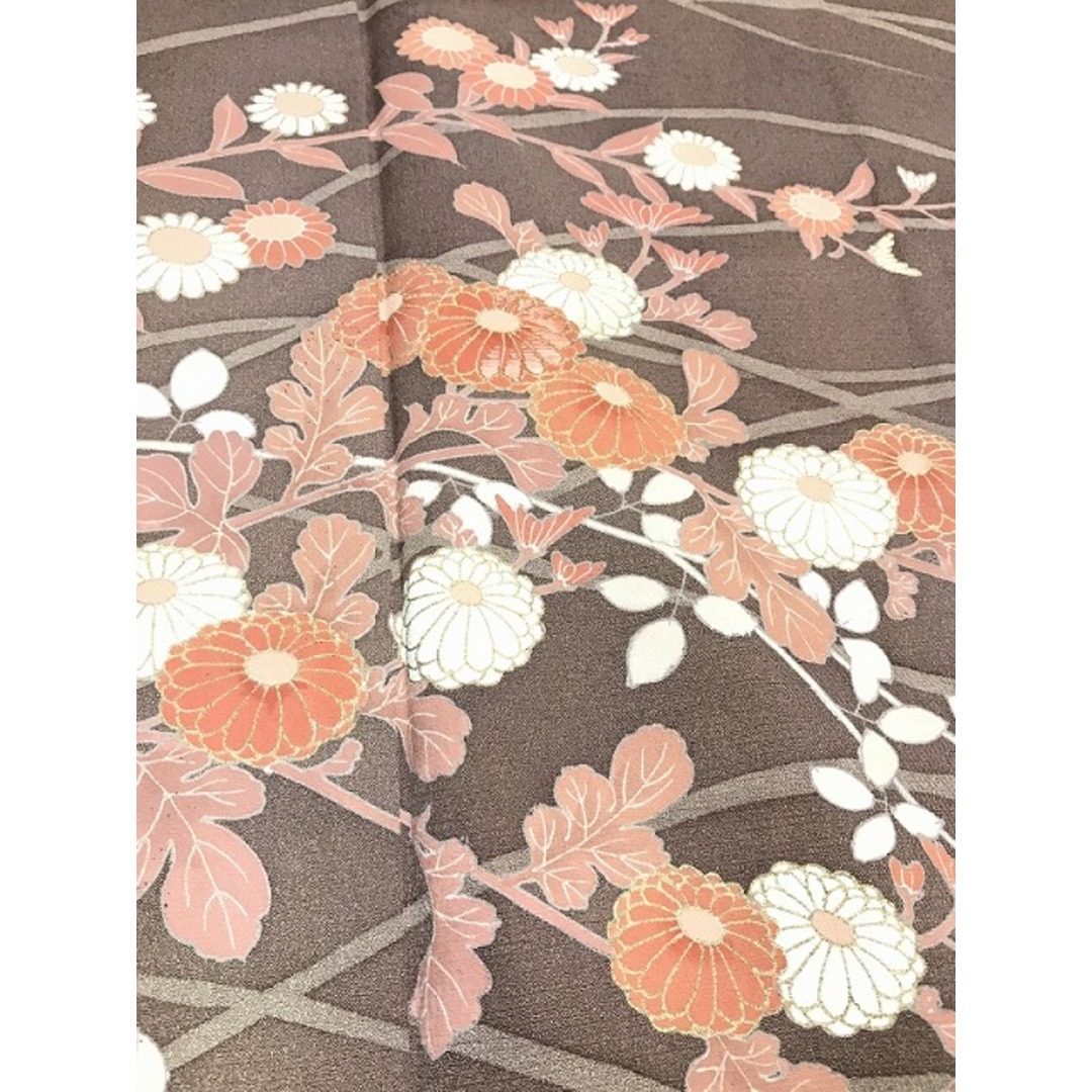 中古】 訪問着 正絹 柴染色地に草花模様 裄66cm Mサイズ 袷着物 中古】 訪問着 正絹 柴染色地に草花模様 裄66cm Mサイズ 袷着物