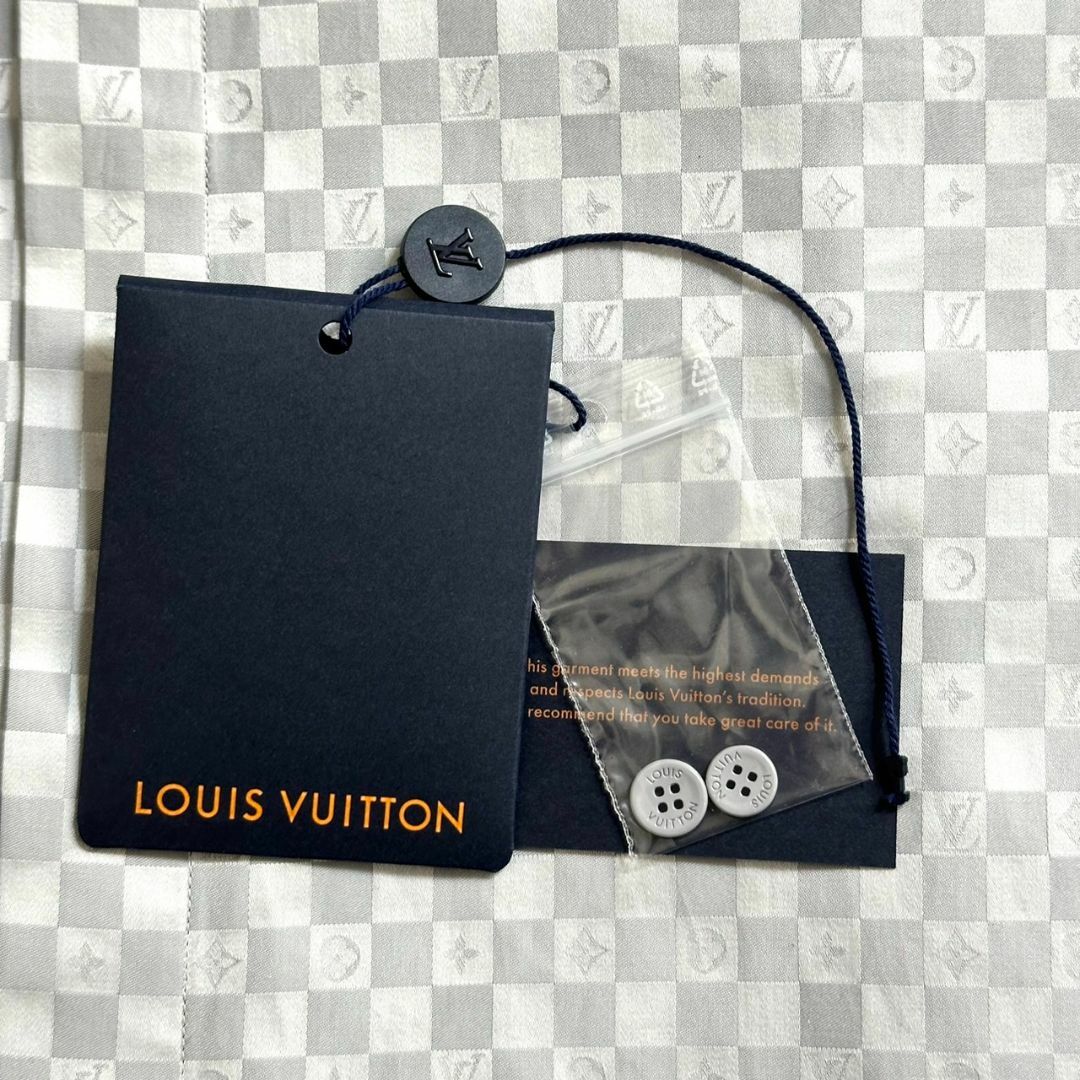 LOUIS VUITTON(ルイヴィトン)の23SS☆即完売品☆ルイヴィトン ドレスシャツ DNAカラー ダミエ 長袖  メンズのトップス(シャツ)の商品写真