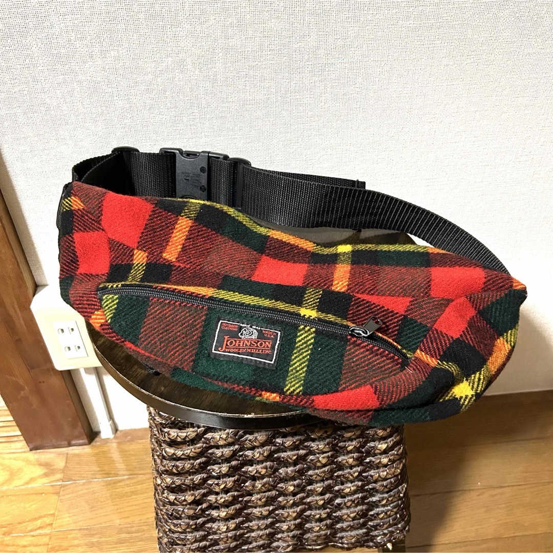 JOHNSON WOOLEN MILLS(ジョンソンウーレンミルズ)のUSA製 JOHNSON WOOLENMILLS  ジョンソンウーレンミルズ中古 メンズのバッグ(ボディーバッグ)の商品写真