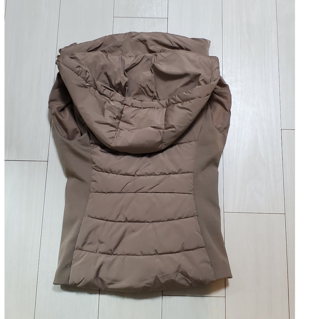 ZARA(ザラ)のベスト レディースのジャケット/アウター(ダウンベスト)の商品写真