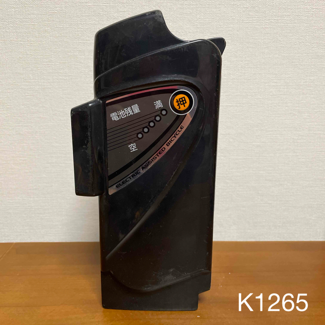 Panasonic(パナソニック)の電動自転車バッテリー　中古　パナソニック 5ah   NKY328B02 スポーツ/アウトドアの自転車(パーツ)の商品写真