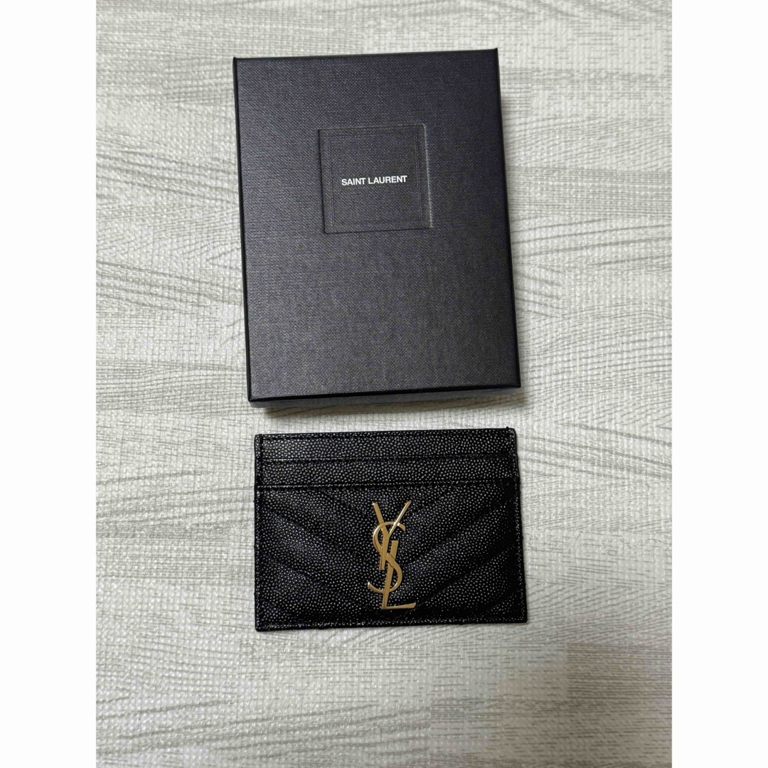 Saint Laurent(サンローラン)のイヴサンローラン カードケース新品 レディースのファッション小物(名刺入れ/定期入れ)の商品写真