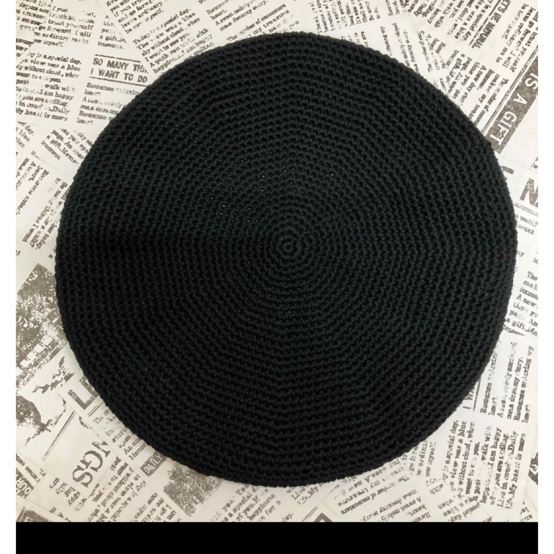ハンドメイド　手編み　ベレー帽　年中使える綿100 レディースの帽子(ハンチング/ベレー帽)の商品写真