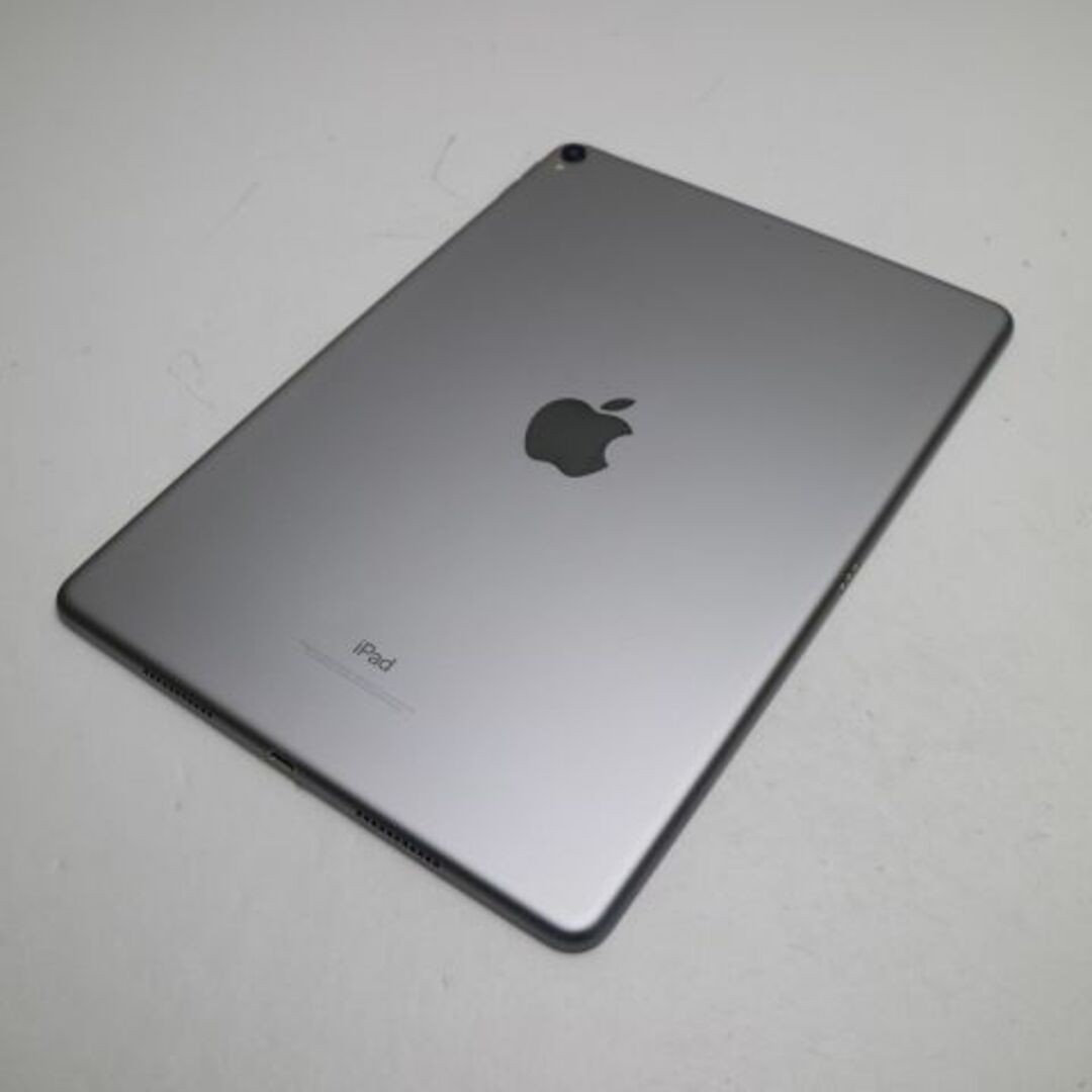 Apple(アップル)のiPad Pro 10.5インチ Wi-Fi 64GB グレイ  M111 スマホ/家電/カメラのPC/タブレット(タブレット)の商品写真