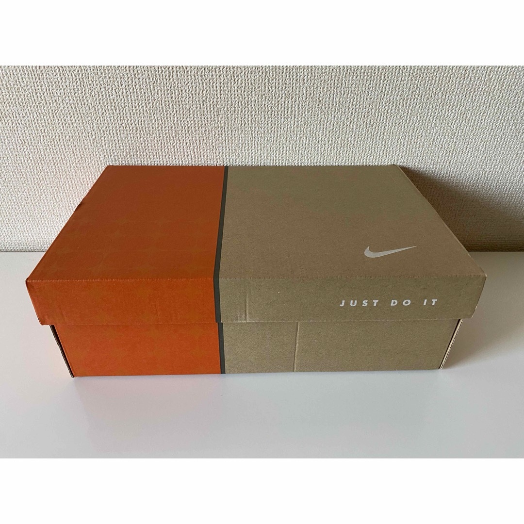 NIKE(ナイキ)のナイキ エアフォース1 ロー カラー オブ ザ マンス グリーン 25.5cm メンズの靴/シューズ(スニーカー)の商品写真