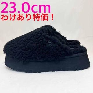 アグ(UGG)の新品 わけあり UGG 厚底サンダル 1133171 ブラック 23.0cm(サンダル)