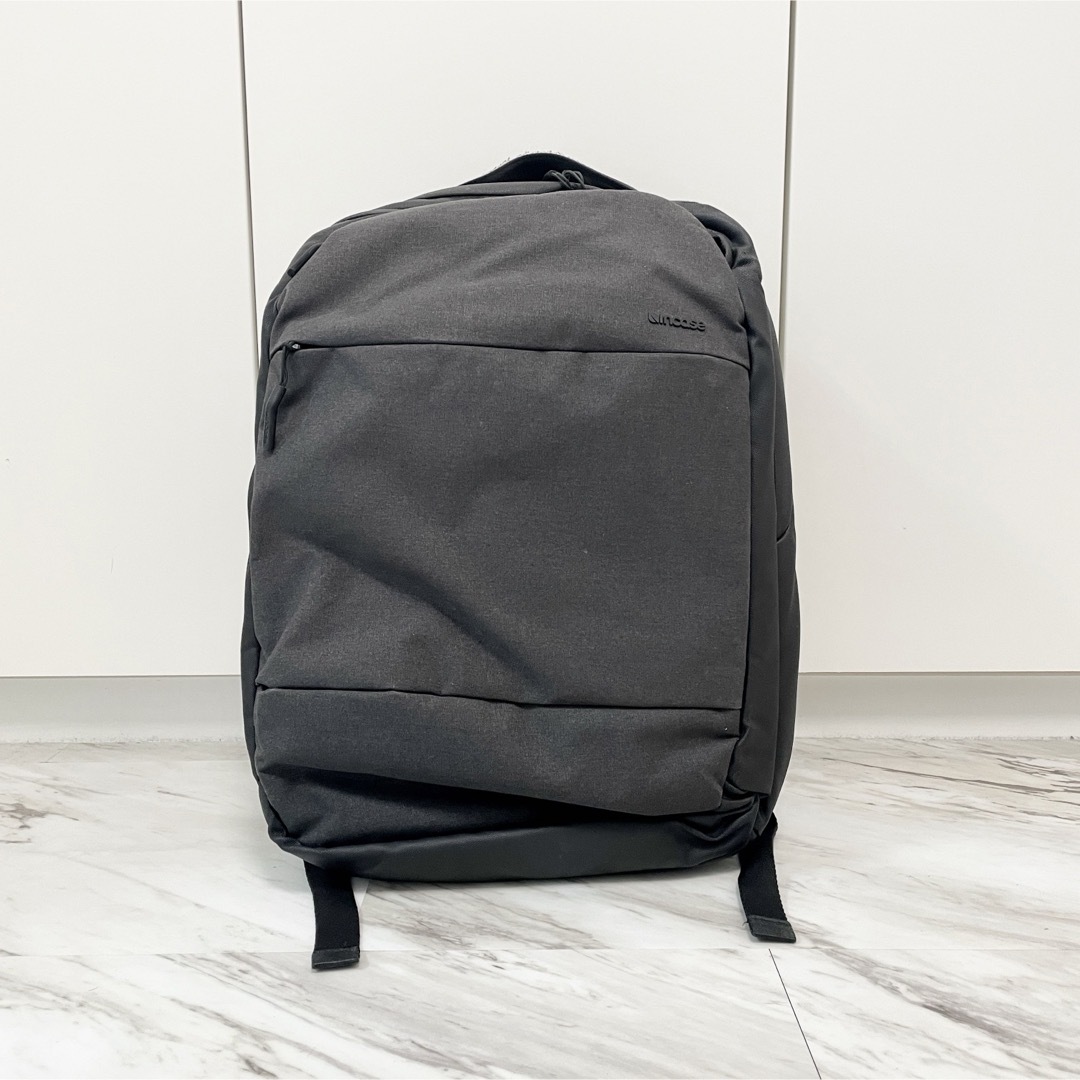 Incase(インケース)のINCASE City Compact Backpack インケース メンズのバッグ(バッグパック/リュック)の商品写真