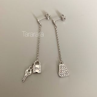 ●silver925 アシンメトリーchain ピアス●(ピアス)