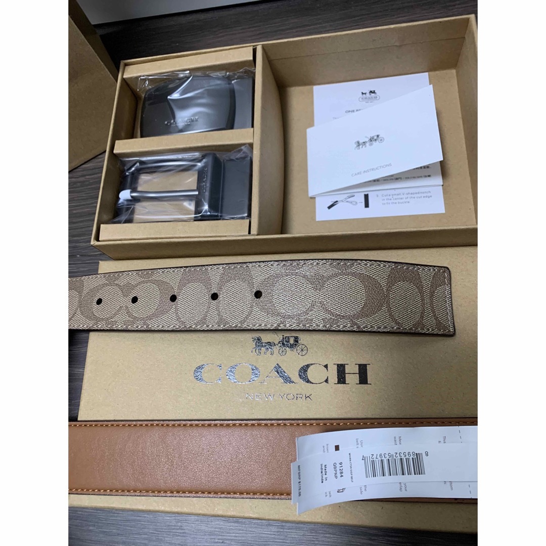 COACH(コーチ)の新品未使用　ショッパー付　コーチ　coach ベルト　リバーシブル　プレゼントに メンズのファッション小物(ベルト)の商品写真