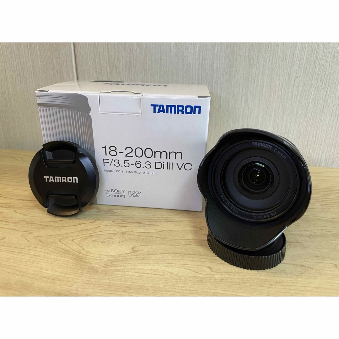 TAMRON(タムロン)のタムロン 18-200mm F3.5-6.3 Di Ⅲ VC eマウント スマホ/家電/カメラのカメラ(レンズ(ズーム))の商品写真