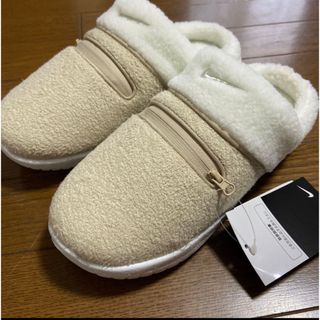 ナイキ(NIKE)のナイキ バロウ  BURROW SE サンダル  スリッパ　DR8882 110(サンダル)