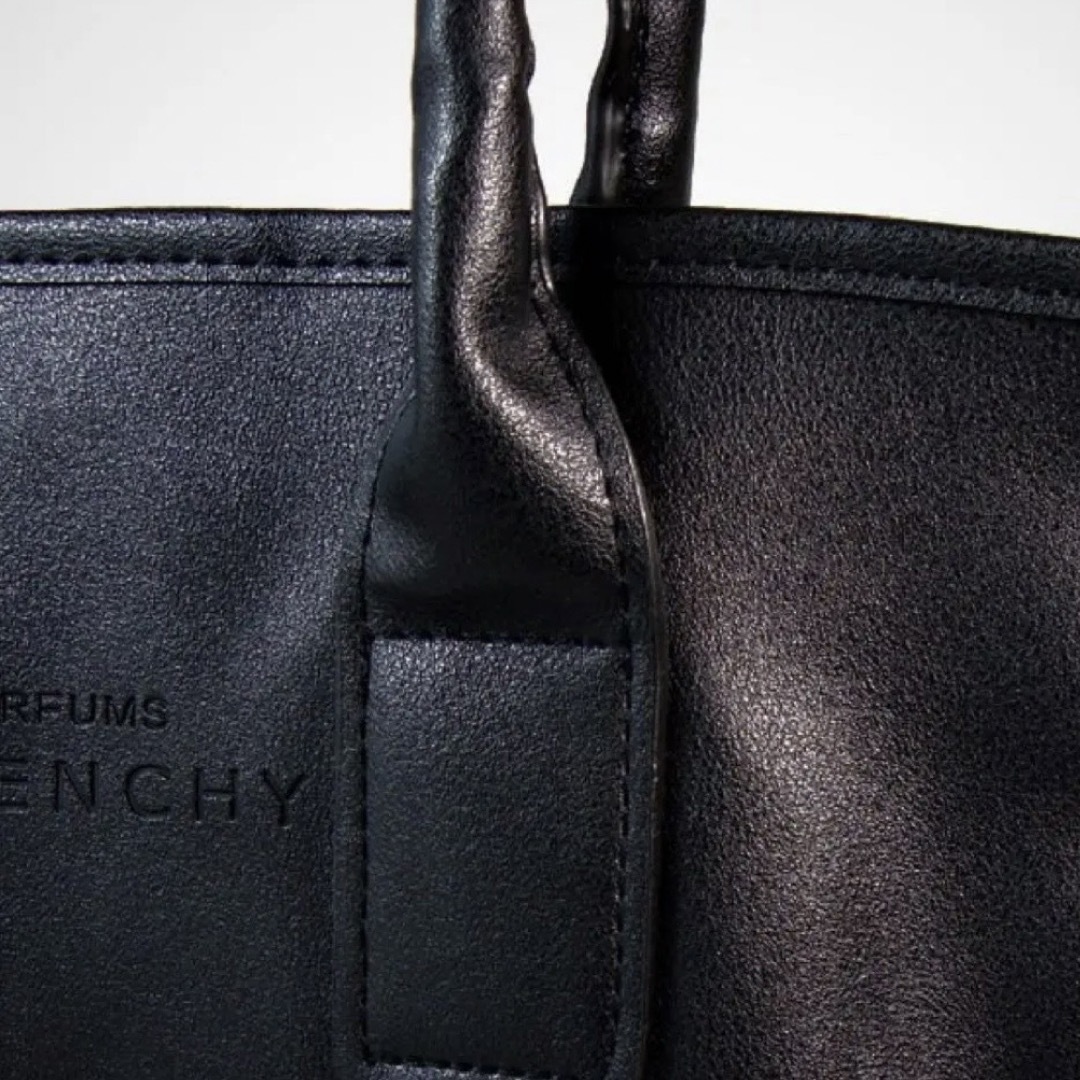 GIVENCHY(ジバンシィ)のジバンシー メンズ レディース トートバッグ ビジネスバッグ ブラック 黒 A4 メンズのバッグ(トートバッグ)の商品写真