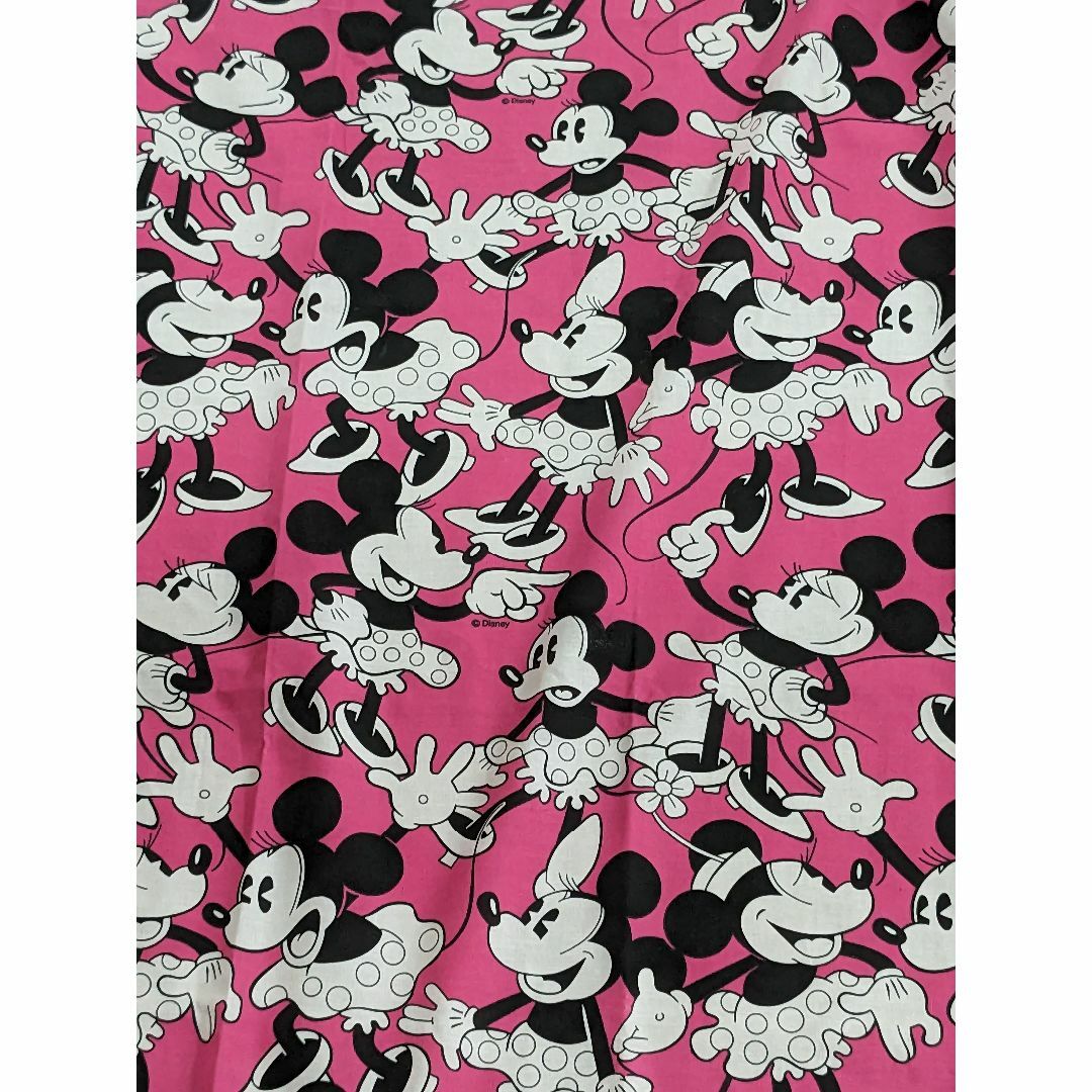 ディズニー♪レア・Minnie柄♪大判フラット♪新品♪入手困難 ディズニー♪レア・Minnie柄♪大判フラット♪新品♪入手困難