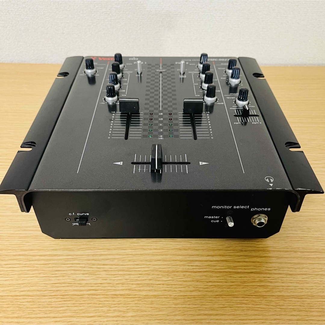 Vestax(ベスタクス)の【ジャンク品】　VESTAX ベスタクス　VMC-002XL 楽器のDJ機器(DJミキサー)の商品写真