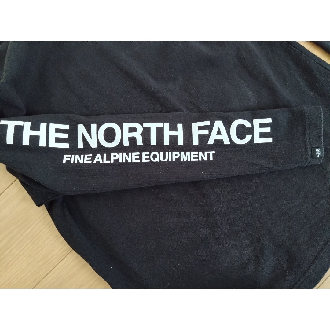 THE NORTH FACE(ザノースフェイス)のTHE NORTH FACE 　ロンT　黒　M メンズのトップス(Tシャツ/カットソー(七分/長袖))の商品写真