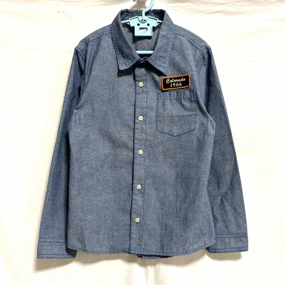 140㎝　デニムシャツ　シャンブレーシャツ キッズ/ベビー/マタニティのキッズ服男の子用(90cm~)(ブラウス)の商品写真