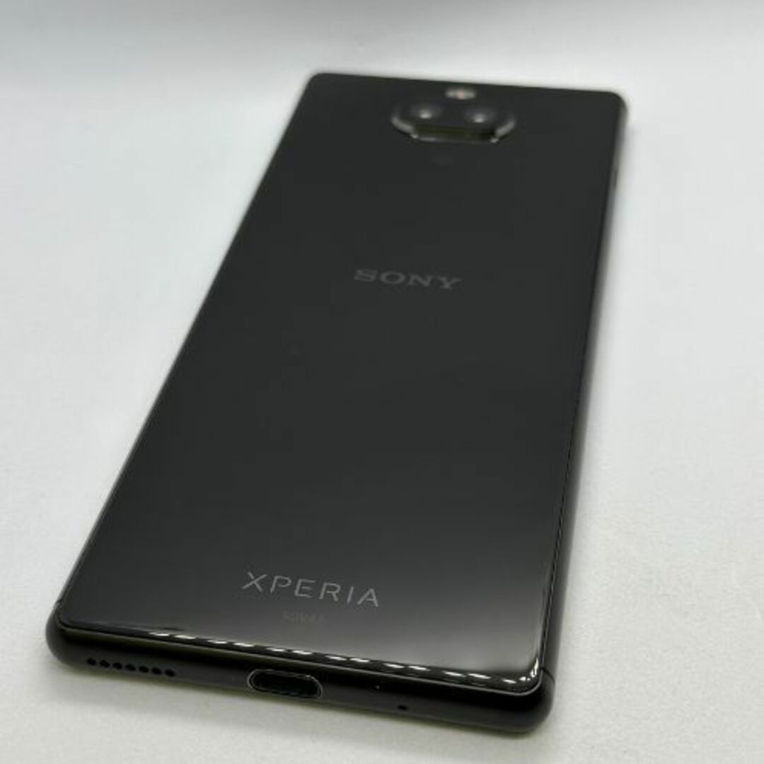 Xperia(エクスペリア)の【良品】au  Xperia 8  SOV42 ブラック   スマホ/家電/カメラのスマートフォン/携帯電話(スマートフォン本体)の商品写真