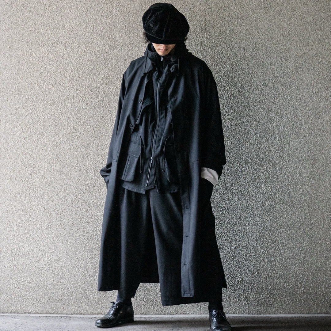 Yohji Yamamoto POUR HOMME(ヨウジヤマモトプールオム)のyohji yamamoto 22AW Military Hood Vest メンズのジャケット/アウター(その他)の商品写真