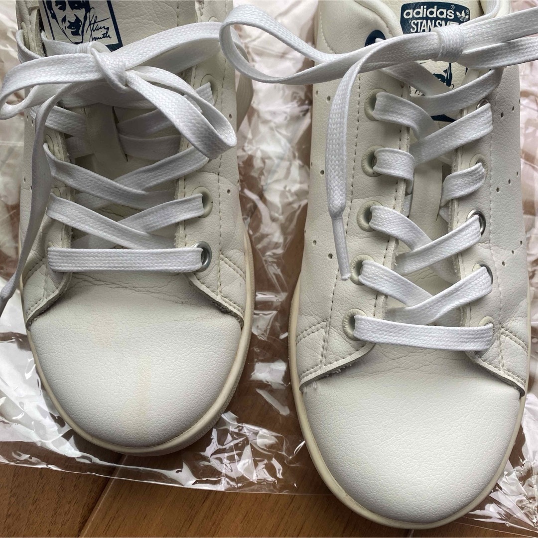 adidas(アディダス)のadidas STAN SMITH TPU ヒールタブ スタンスミス　23cm レディースの靴/シューズ(スニーカー)の商品写真