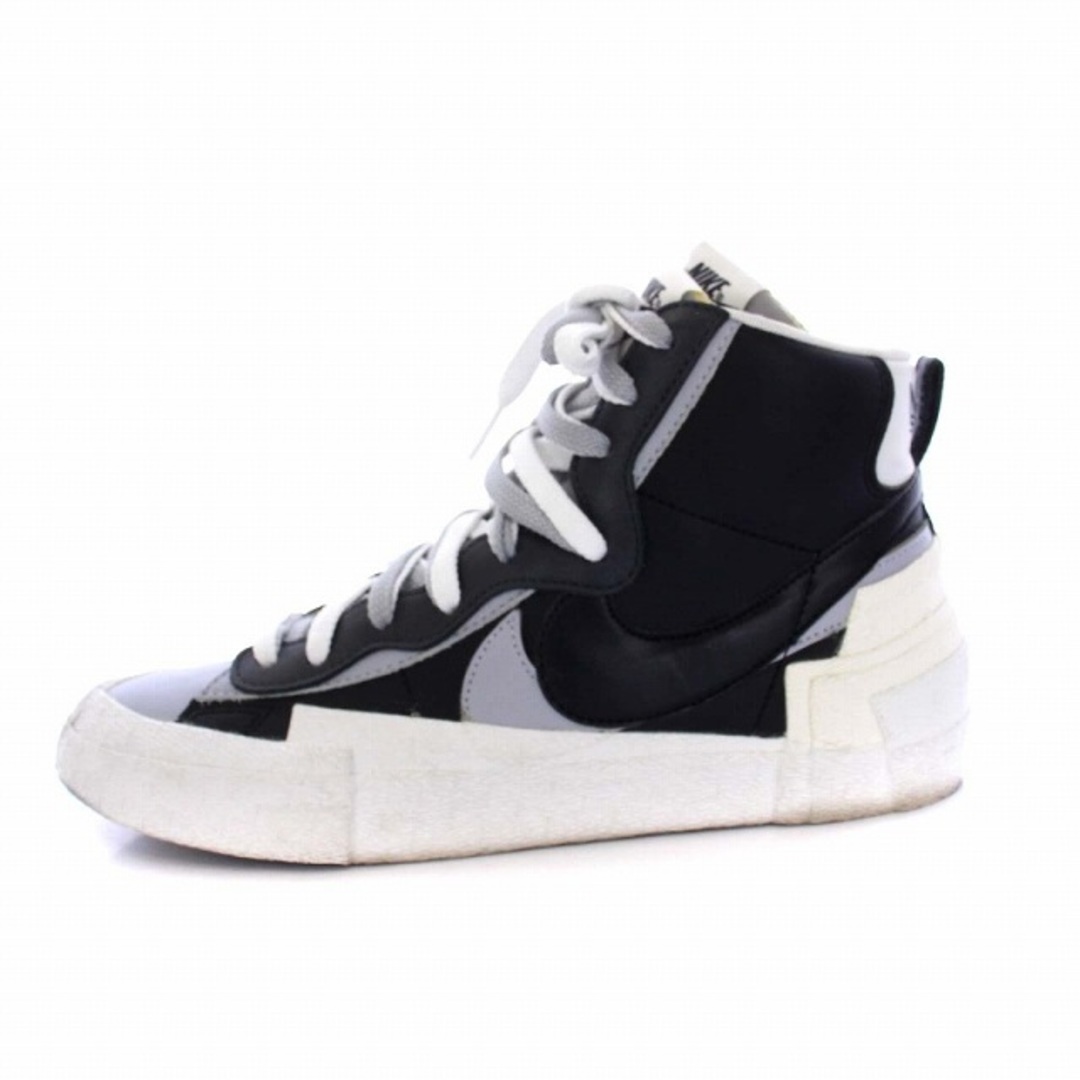 NIKE(ナイキ)のNIKE sacai BLAZER MID BLACK BV0072-002 メンズの靴/シューズ(スニーカー)の商品写真