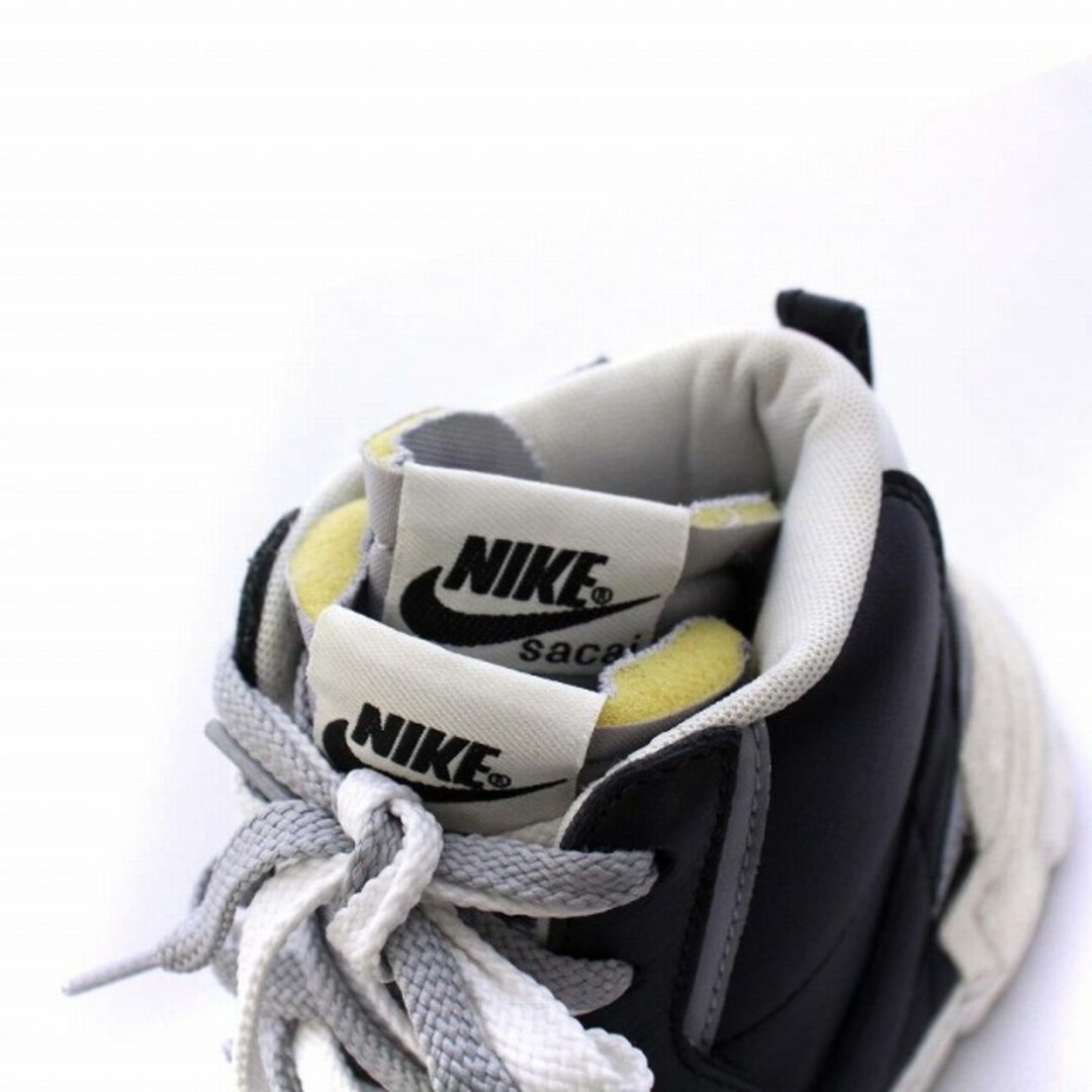 NIKE(ナイキ)のNIKE sacai BLAZER MID BLACK BV0072-002 メンズの靴/シューズ(スニーカー)の商品写真