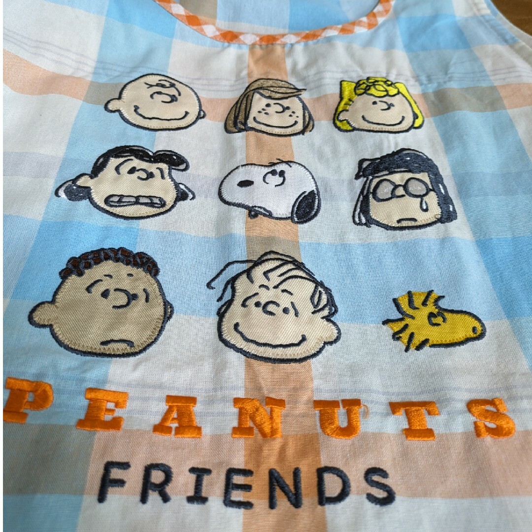 PEANUTS(ピーナッツ)のピーナッツ PEANUT エプロン エンタメ/ホビーのおもちゃ/ぬいぐるみ(キャラクターグッズ)の商品写真