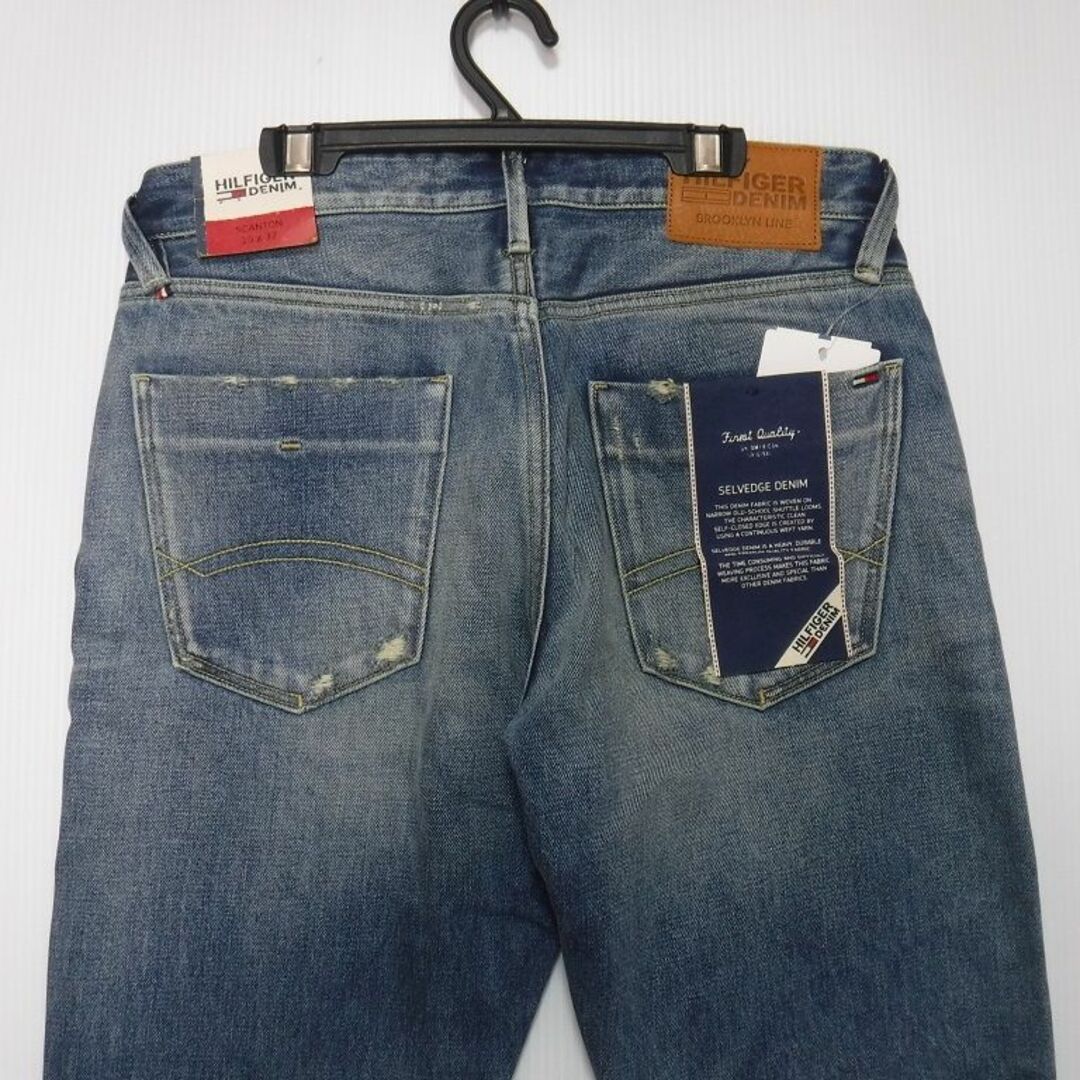 TOMMY HILFIGER(トミーヒルフィガー)の新品 TOMMY HILFIGER DENIM トミーヒルフィガー W30L32 メンズのパンツ(デニム/ジーンズ)の商品写真