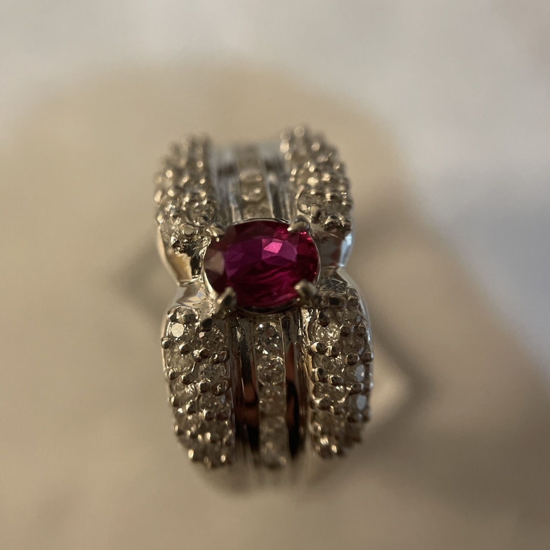 pt900 ルビー、ダイヤモンドリング レディースのアクセサリー(リング(指輪))の商品写真