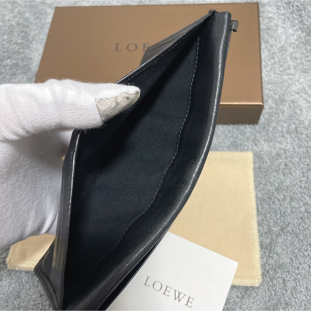 LOEWE(ロエベ)のLOEWE  長財布　折り畳み　メンズ　レディース メンズのファッション小物(長財布)の商品写真