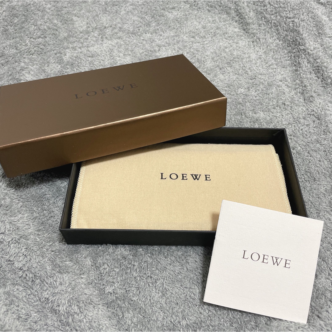 LOEWE(ロエベ)のLOEWE  長財布　折り畳み　メンズ　レディース メンズのファッション小物(長財布)の商品写真