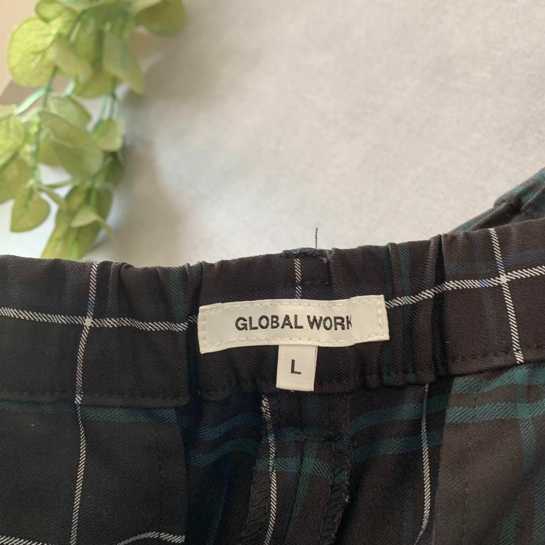 GLOBAL WORK(グローバルワーク)のGLOBAL WORK チェックパンツ 黒地 レディースのパンツ(カジュアルパンツ)の商品写真