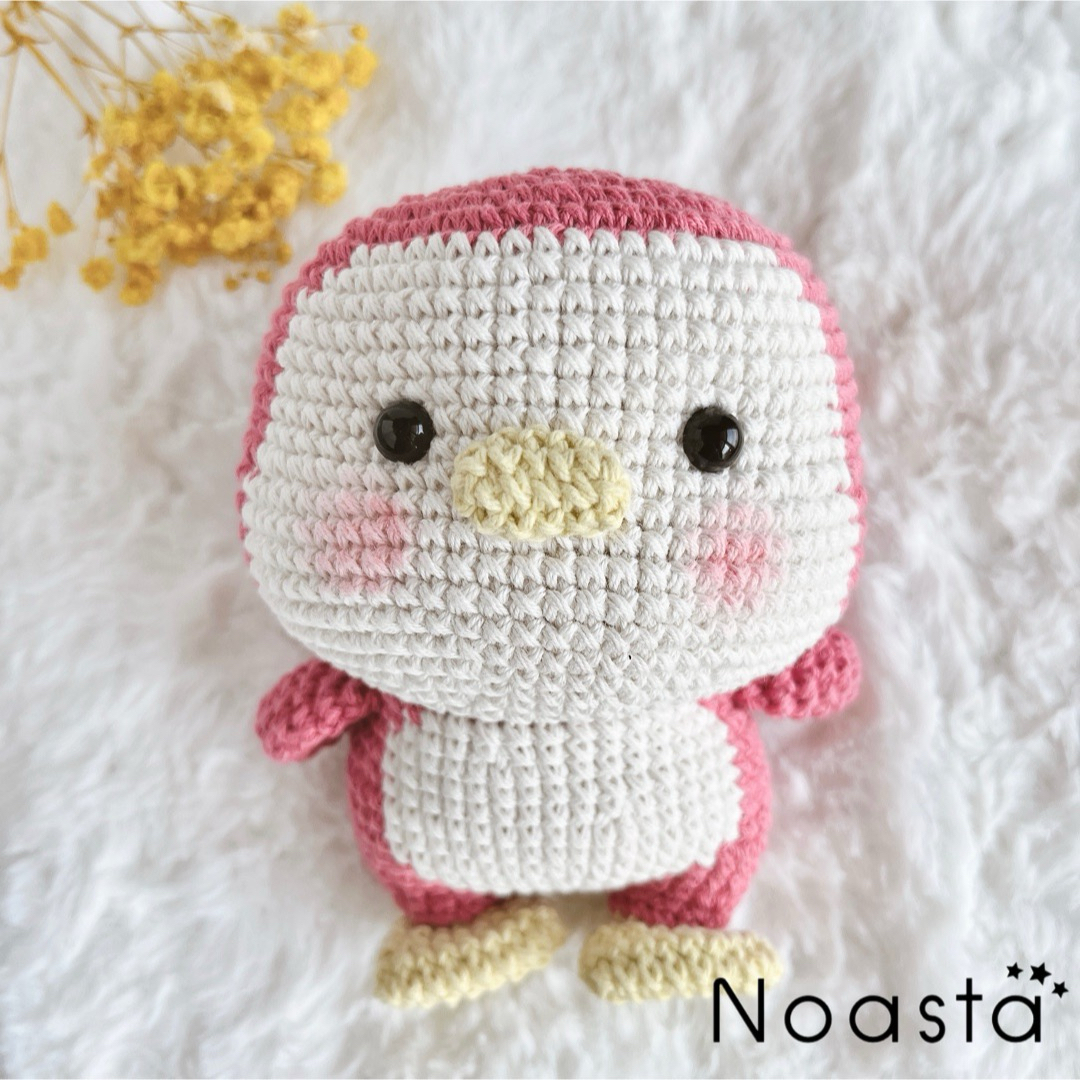 【SALE/24時間以内発送】No.21 ピンクペンギン あみぐるみ ハンドメイドのぬいぐるみ/人形(あみぐるみ)の商品写真