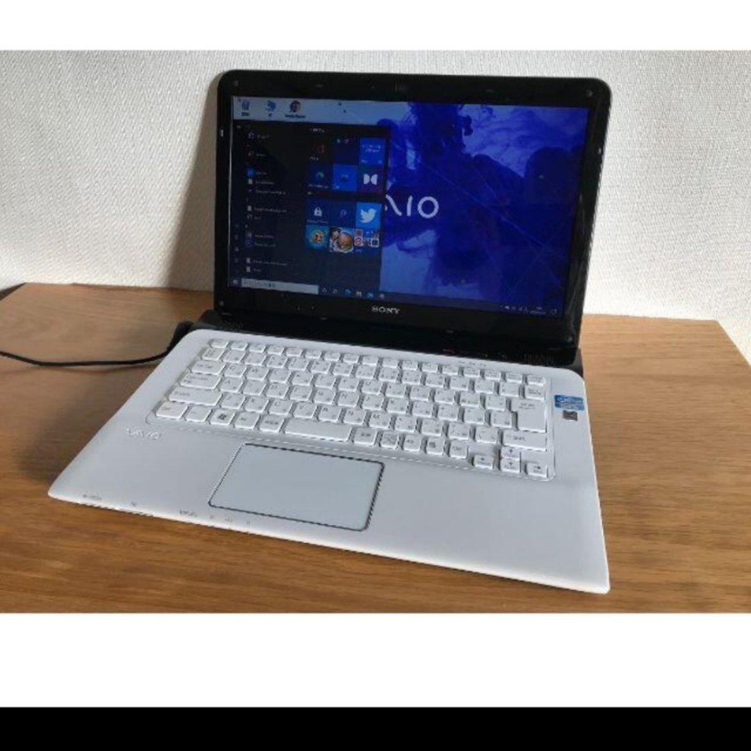 SONY(ソニー)のルル様専用 爆速 SONY ノートパソコン Officeマウスとケースオマケつき スマホ/家電/カメラのPC/タブレット(ノートPC)の商品写真