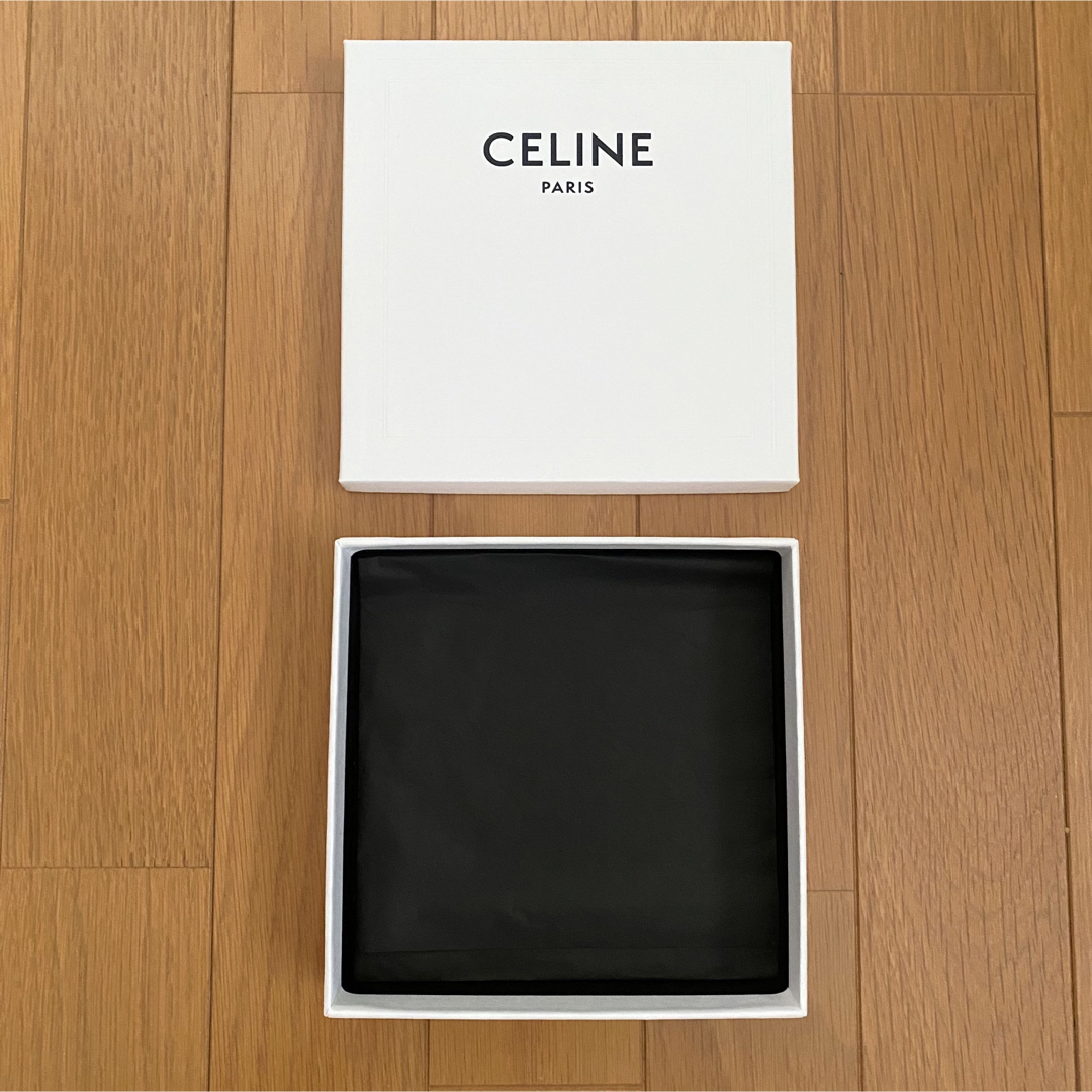 celine(セリーヌ)の【美品】セリーヌ　CELINE ギフトボックス　ショップ袋　ギフト　プレゼント レディースのバッグ(ショップ袋)の商品写真