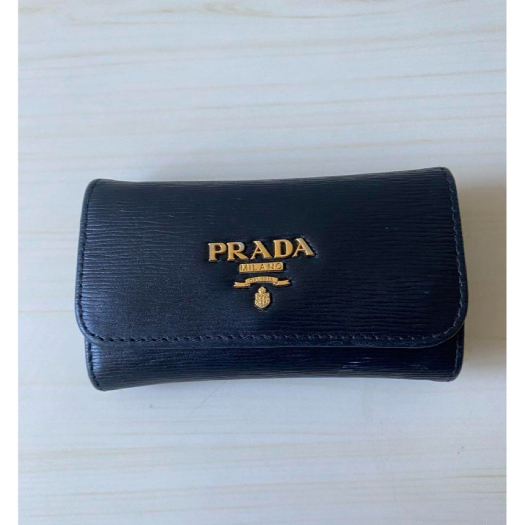 PRADA(プラダ)のPRADA プラダ サフィアーノ キーケース レディースのファッション小物(キーケース)の商品写真