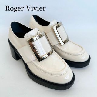 ロジェヴィヴィエ(ROGER VIVIER)の極美品✨ロジェヴィヴィエ ヴィヴ レンジャー エナメル ローファーM772(ローファー/革靴)