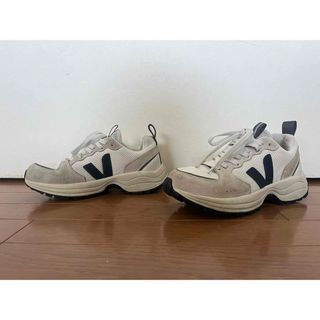 ヴェジャ(VEJA)のVEJA ヴェジャ　スニーカー　EUR38(スニーカー)