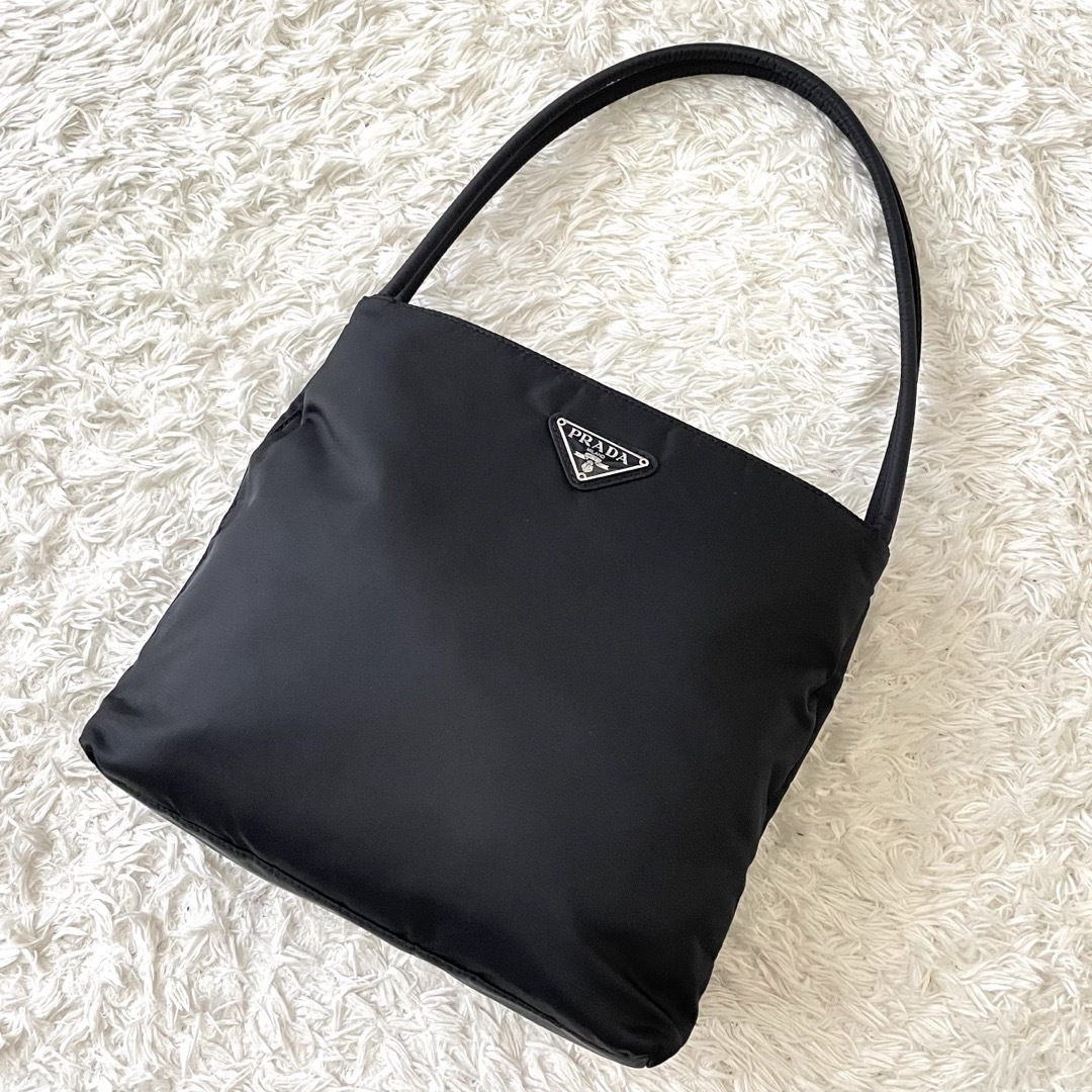 PRADA(プラダ)の【未使用級】 プラダ PRADA トートバッグ ハンドバッグ 肩掛け テスート レディースのバッグ(トートバッグ)の商品写真