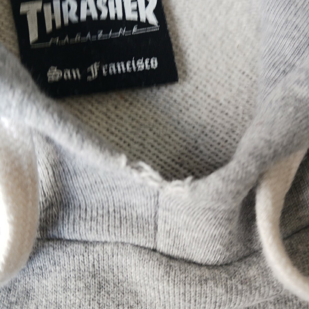 THRASHER(スラッシャー)のスラッシャー THRASHER  プルオーバーパーカー スポーツ/アウトドアのスポーツ/アウトドア その他(スケートボード)の商品写真