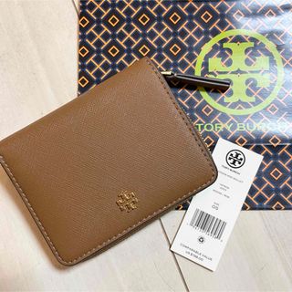 トリーバーチ(Tory Burch)のトリーバーチ　エマーソン　ミニウォレット　二つ折り財布　ブラウン　茶色(財布)