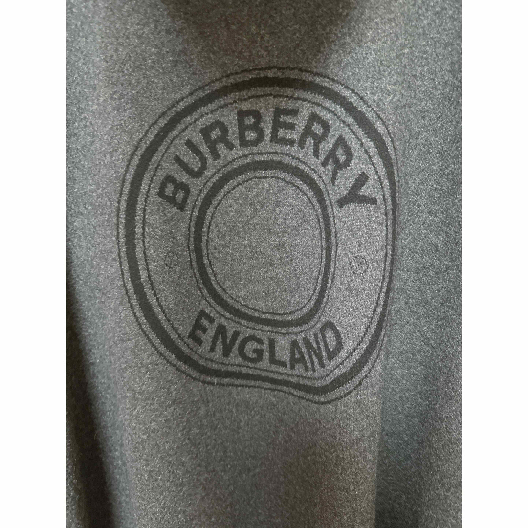 BURBERRY(バーバリー)の値下げ バーバリー BURBERRY ロゴグラフィック ケープ カシミヤ ウール レディースのジャケット/アウター(ポンチョ)の商品写真