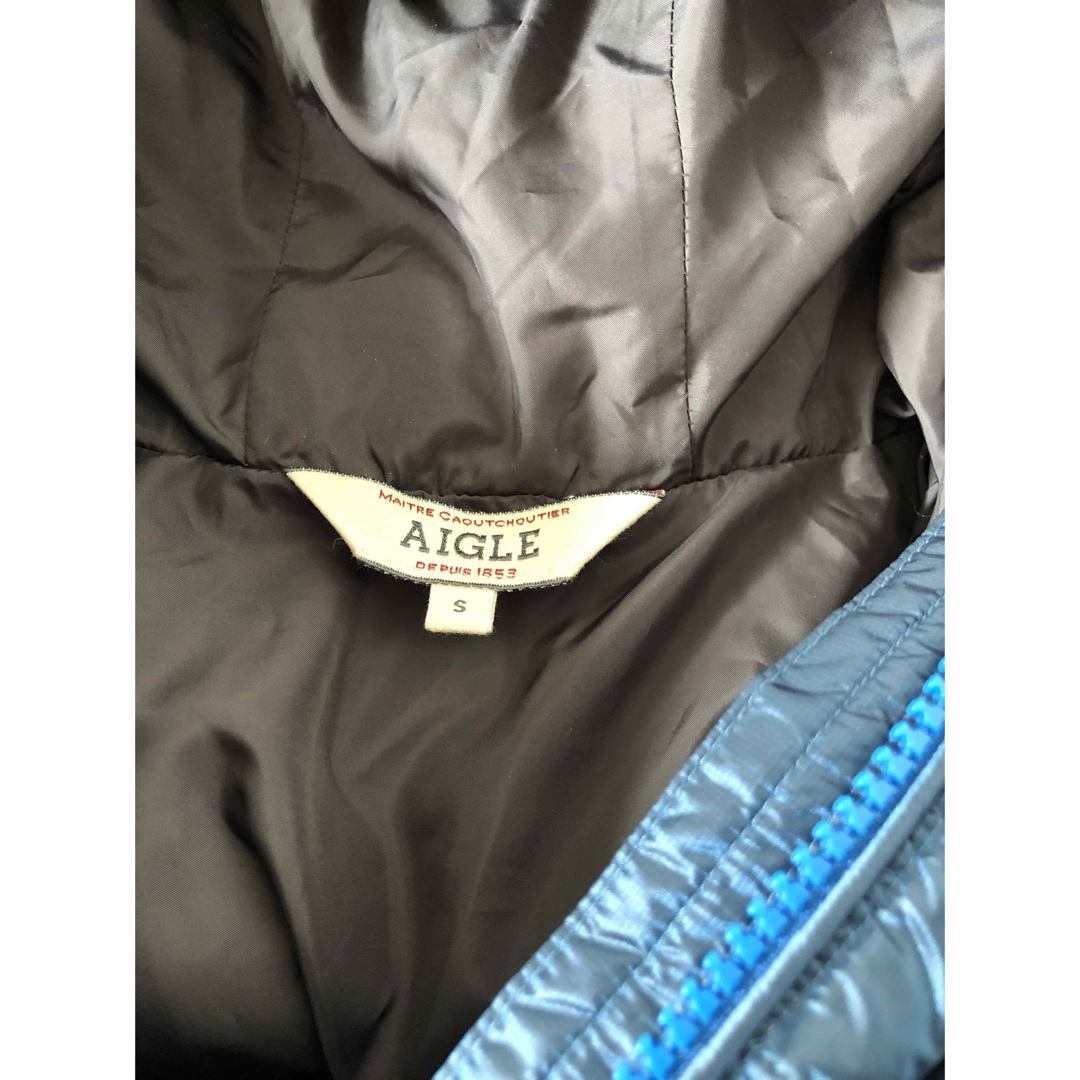 AIGLE(エーグル)の値下げ！AIGLE 撥水 ベリーポンチョ レディースのジャケット/アウター(ダウンジャケット)の商品写真