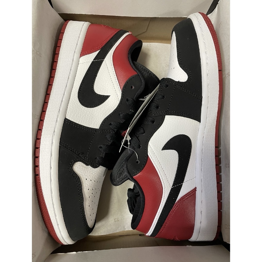 NIKE(ナイキ)のNike Air Jordan 1 Low "Black Toe" メンズの靴/シューズ(スニーカー)の商品写真