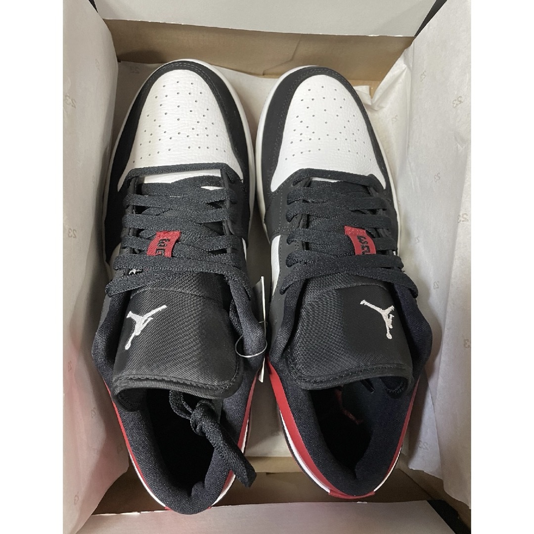 NIKE(ナイキ)のNike Air Jordan 1 Low "Black Toe" メンズの靴/シューズ(スニーカー)の商品写真