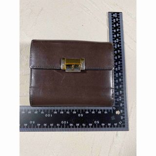 イヴサンローラン(Yves Saint Laurent)のYVESSAINTLAURENTイブサンローラウォレットレザー二つ折り の(財布)