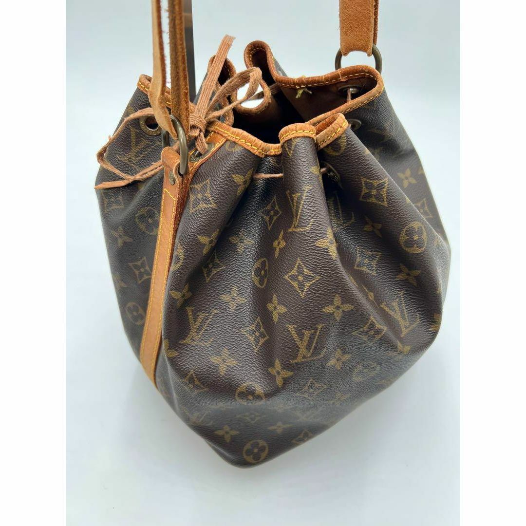 LOUIS VUITTON(ルイヴィトン)のLOUIS VUITTON ルイヴィトン プチノエ 　巾着 　バケツ レディースのバッグ(ショルダーバッグ)の商品写真